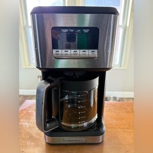 Calphalon Silver Coffee Maker with Glass Carafe